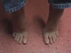 Size 11 Milf Brunette Feet