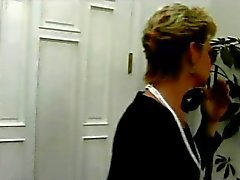 Short-haired mom gets fucked