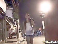 Filipina streetwalker sucks a mean dick and gets pussy creamed