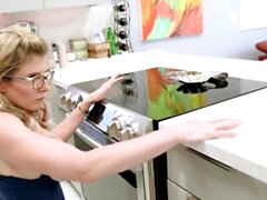 Stupid MILF Gets Stuck In the Oven and Her Stepson Fucks